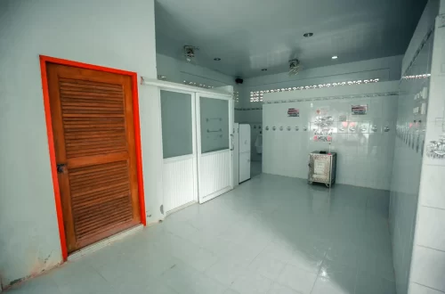 พื้นที่ห้องน้ำ วัดพระธาตุแสงแก้วโพธิญาณ