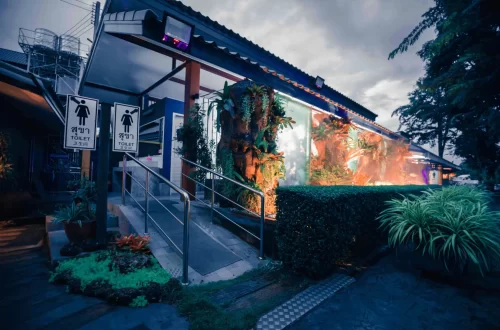 ห้องน้ำวัดร่องเสือเต้น